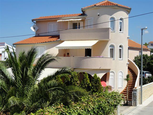 Apartments Sljuka Пировац Экстерьер фото